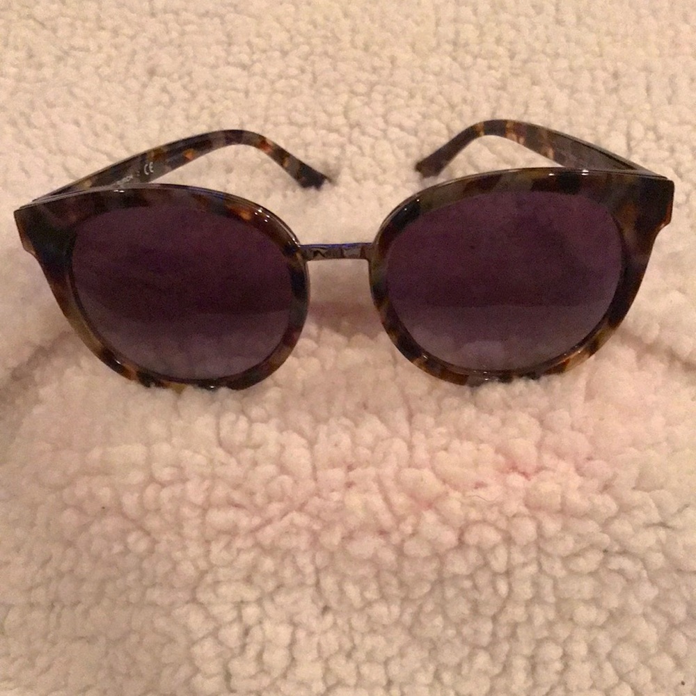 Tory Burch Sunglasses, New without tags
